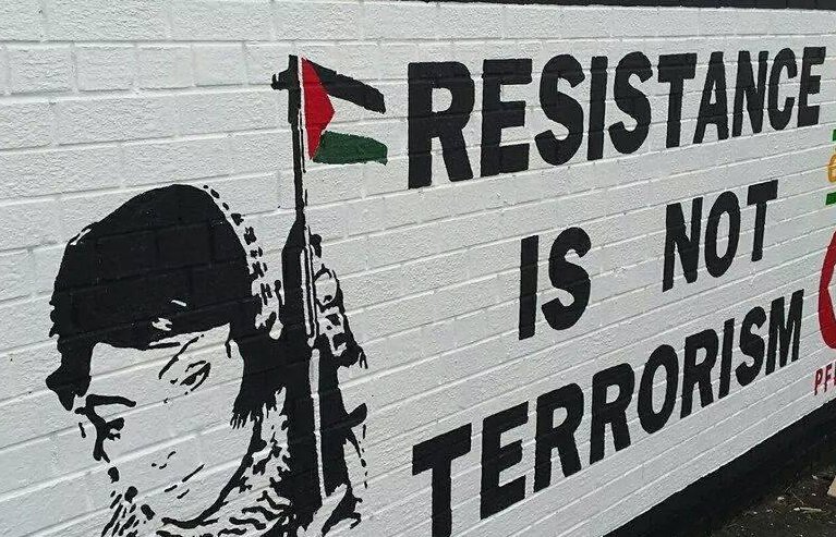 While this shower of Free Staters and Fascists often spout pro-Zionist rhetoric, Irish Republicans and the Irish people as a whole have long expressed their solidarity with the struggle of the Palestinian people, and Palestinian groups have supported Irish struggles materially