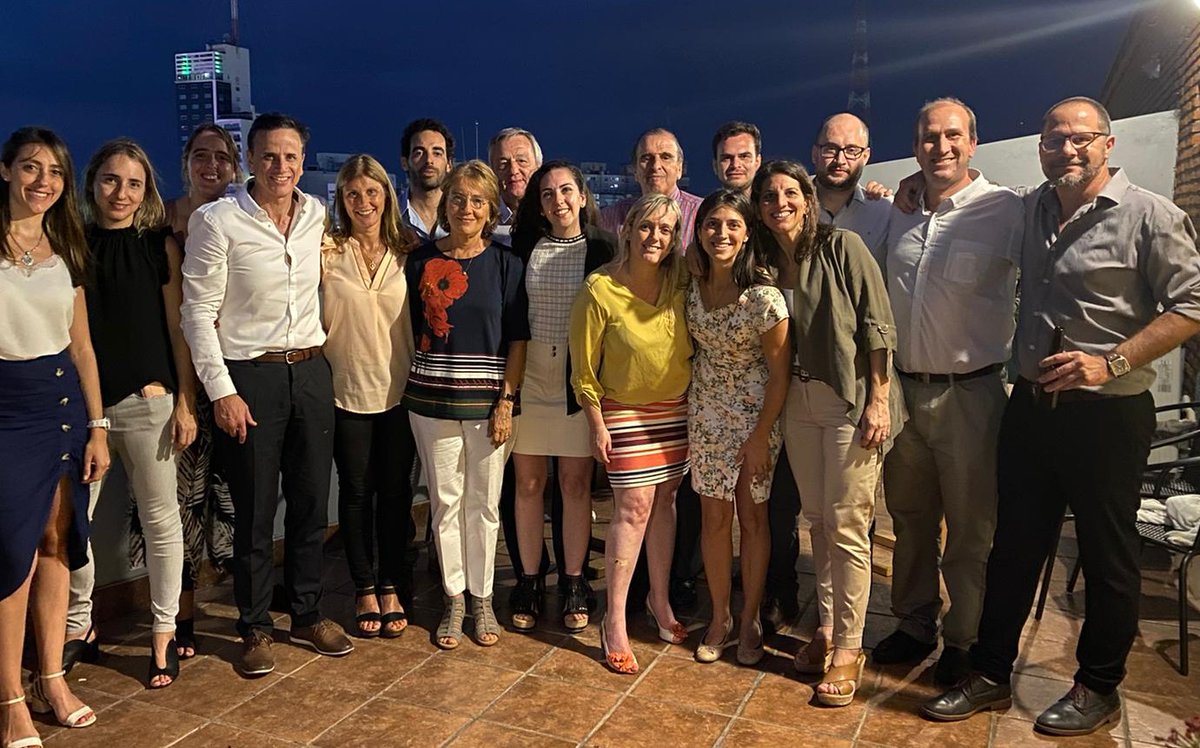 smreservas's tweet photo. El equipo completo de Sacramento Management despide el año evaluando la gestión desde todas sus áreas.

Momento de reflexión y proyección, convencidos que entre todos logramos buenos y mejores resultados. https://t.co/cv2ThQqnuo