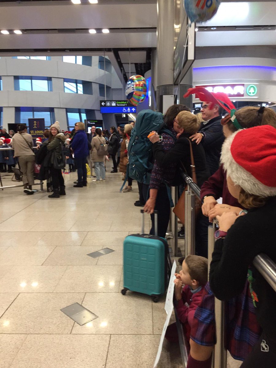 Dublin Airport tweet media