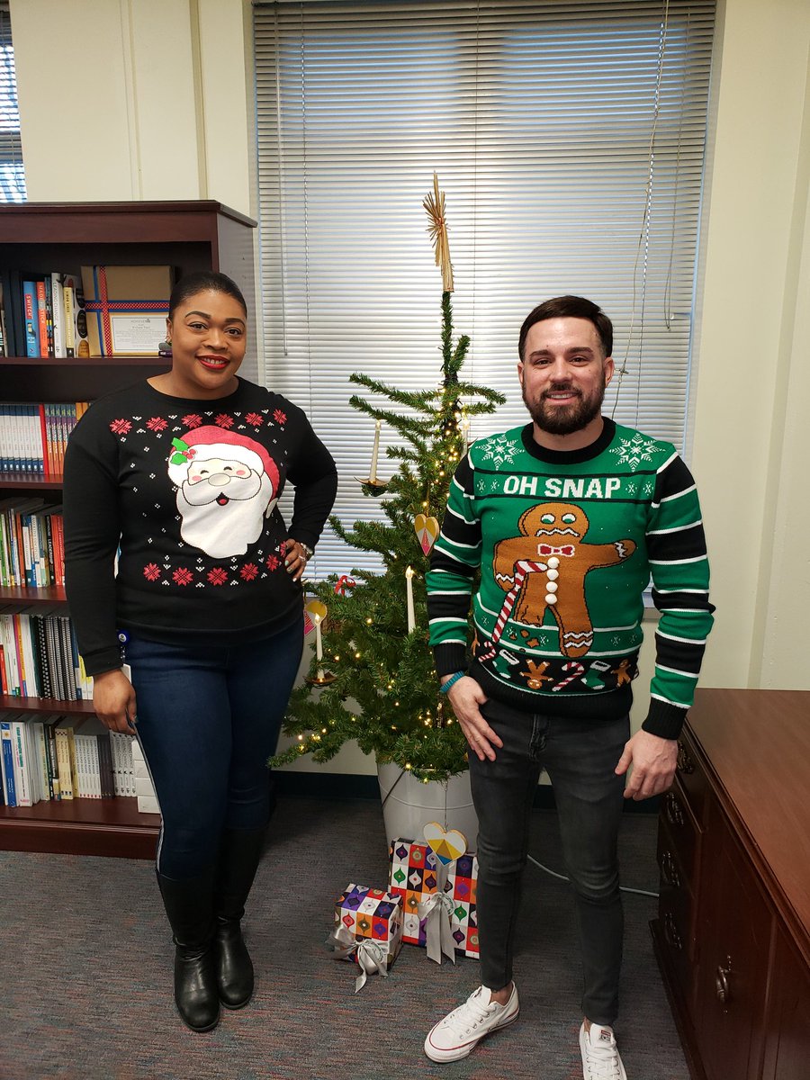 LaKiaLeo78's tweet photo. Just a little Ugly Christmas Sweaters to get your Wednesday started 🎄😊 #bringingbackexcellence @WesleyES_HISD @MrCotter_ https://t.co/BFbkRAshYI