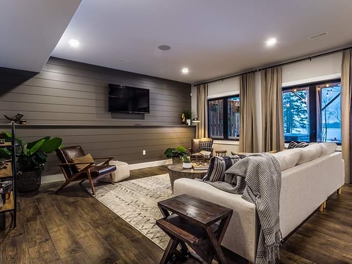 StonewaterHomes's tweet photo. The perfect spot to curl up and watch a movie after a long week! Making the most of lower level living space in this cozy, yet elegant and spacious #RecRoom #HomeEntertainment area.
https://t.co/Ini2Zc9erp
#BetterValueByDesign #CustomHome #CustomBuilder #HalifaxRealEstate https://t.co/noDW4EwSpS