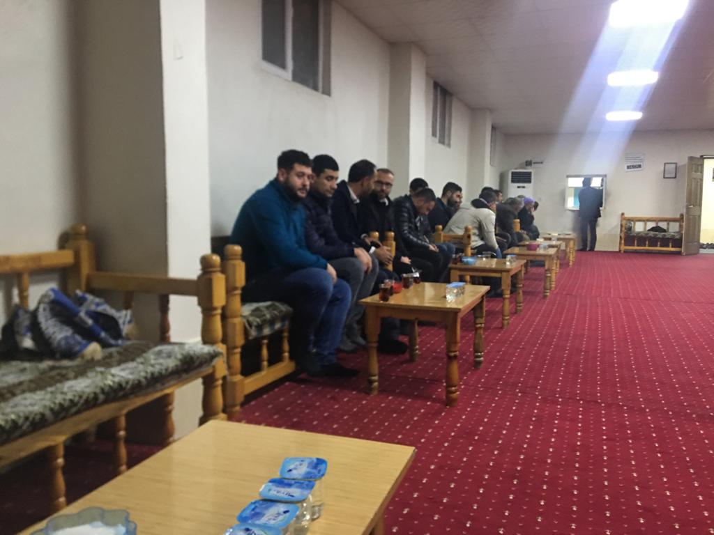 millibekasurfa's tweet photo. Strateji kom. Bşk Sn @CengizK56474386 Ağabeyi Mustafa Kurt Hakkın Rahmetine Kavuşmuştu 
milli Beka Hareketi Ş. Urfa İL Bşk Sn @Hakanyilmaz063 Bşk. Vekili @ibrahim_plsyr Disiplin Kurulu Bşk. @sil_murat Ve Karaköprü Gnçlik Kolları Bşk @MhMeT Kurt Ailesine Taziye Ziyaretinde Bulundu https://t.co/KbpkFxfxwv