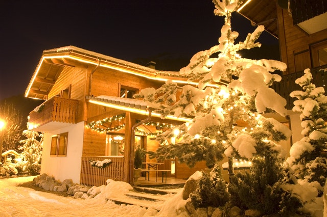 Wereldwerk's tweet photo. #wittekerst? #tussenjaar? Nog geen plannen deze winter? Vertrek vandaag nog naar de witte pistes van #Frankrijk voor een fantastische #winterbaan met genoeg tijd om te #wintersporten! Benieuwd? Mail even naar wouter@wereldwerk.eu https://t.co/83yFUwLcrt