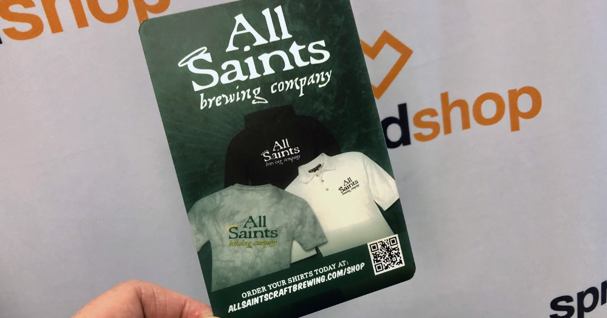 SpreadshopHQ's tweet image. Our Shop of the Month uses postcards to promote their online merchandise. Also a QR Code to make it even faster to get to their Spreadshop. We recommend @overnightprints 👉🧡bit.ly/2tvTyJC 🧡 #merchtips #printondemand #buildyourbrand