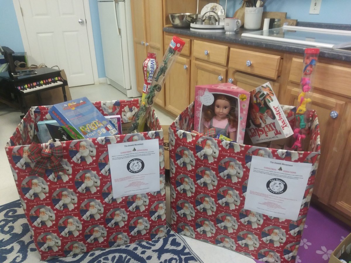 DweebMovement's tweet photo. Donations for 2 of our families we picked !!!!! More to come https://t.co/bC2flWWu6r