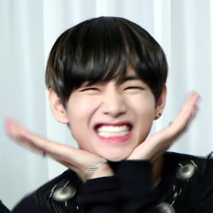 plumV1230's tweet photo. 사랑하는 태형이 행복하세요💓💓 @BTS_twt https://t.co/gooHykjADL