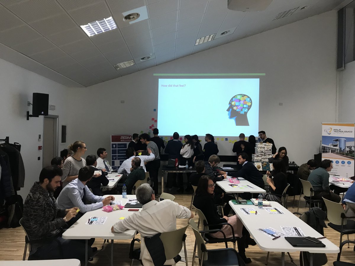 R2MSolution's tweet photo. R2M European team diving deep into #designthinking.
Design thinking helps practicing #knowledgesharing while #teambuilding. Ask us how! https://t.co/7UalEdrkDs