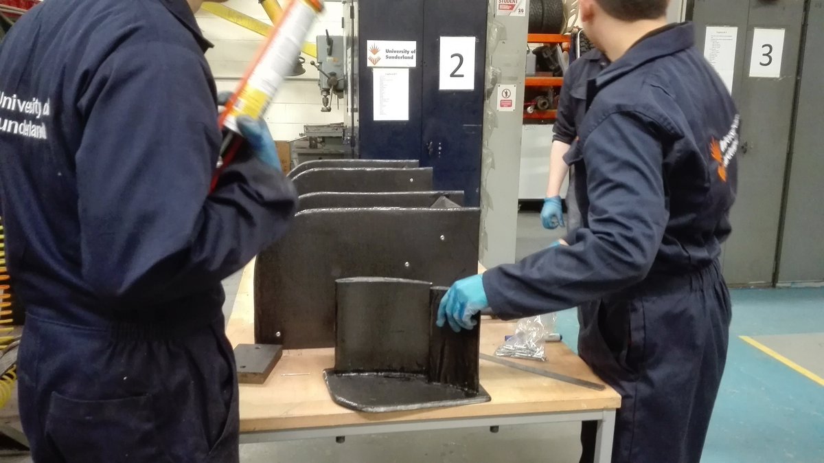SUNRacingfs's tweet photo. With the final Wednesday session today, we are finishing off car 1 with some final touches and rebuilding the front wing for car 2 after having laid a new coat of carbon fibre.

#LetsGo76
@RSComponents https://t.co/jL71vsXvNF