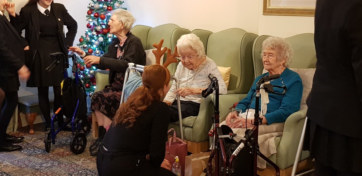 StreetlyHFC's tweet photo. Today was our annual Christmas visit to see the lovely residents from Inglewood Residential Home in Streetly. The students give gifts and sing carols. As always, the students were amazing and we all enjoyed our visit. https://t.co/tT9wbvYbeY