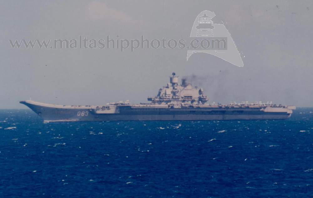 ShipsInPics's tweet image. Thanks for the mention! Shipguru: 063 #RFS #ADMIRAL #KUZNETSOV #anchored off #Bunkering #Area2, #Malta - 18.02.1996 - maltashipphotos.com ShipsInPics worldshipsoc WarshipPorn WarshipsIFR warshipworld Capt_Navy YorukIsik