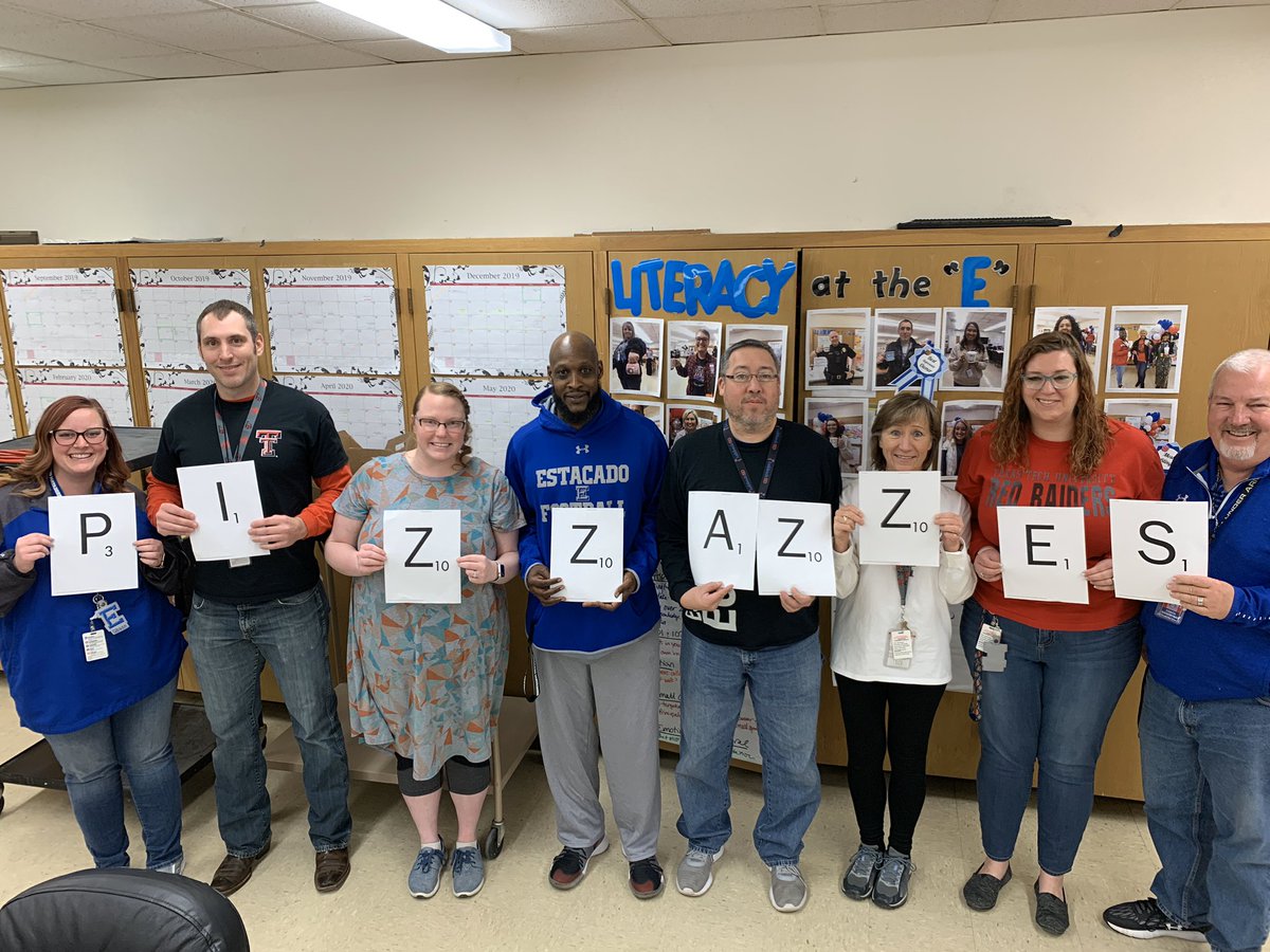 CharlyCaye's tweet photo. Pretty sure we win ๐คฃ๐๐ Human Scrabble @EstacadoHS #12DOCEHS
Quizizz-43 and a triple word-129 (clever since itโs a teacher site)
Quizzing-36
Quizzical-38
Pizzazzes-47 (yes it is a word, we googled it ๐คช)
So a total of 250 ๐๐ https://t.co/wWvWgGzzxB