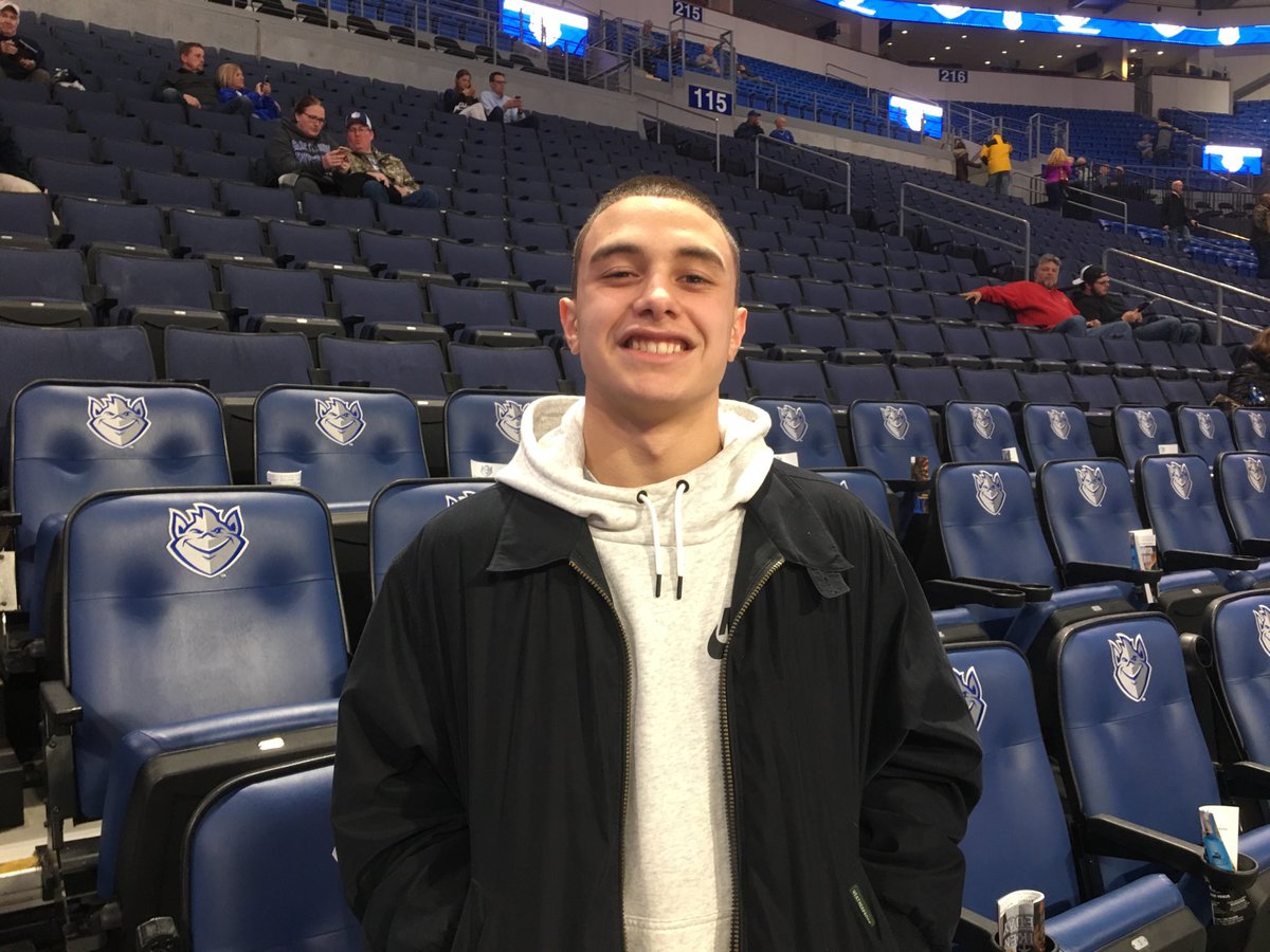 2021 PG Sonny Amabile of Windsor had 27 PTS, 9 AST, 5 3 pointers and scored the GW layup in the final seconds in a 72-71 victory over Park Hills Central