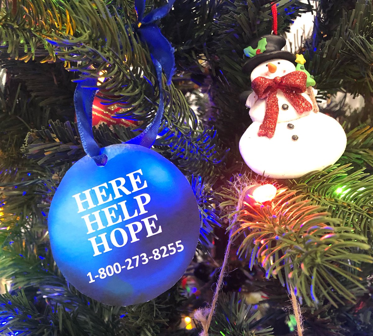 Sadly 212 law enforcement officers have died by suicide in 2019. Those nos. spike during the holidays which can be difficult for anyone, even tougher for those who witness trauma daily. <a href="/USAO_WDLA/">US Attorney WDLA</a> supports our #LawEnforcement. HELP is available 24/7/365 <a href="/800273TALK/">The Lifeline</a>. #HereHelpHope