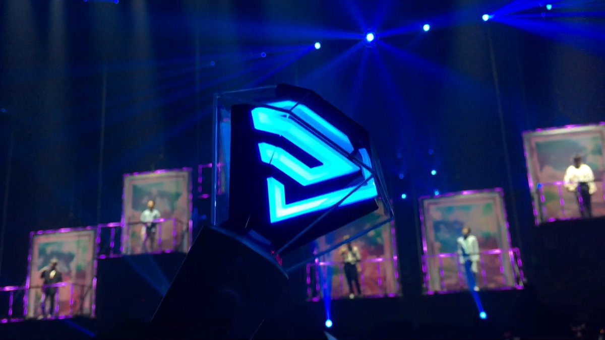 sungminies's tweet photo. they said you only wasted your money for a 3-hour concert but they didnt know that 3-hr concert gave you years worth of happiness https://t.co/AKAMxI1b0t