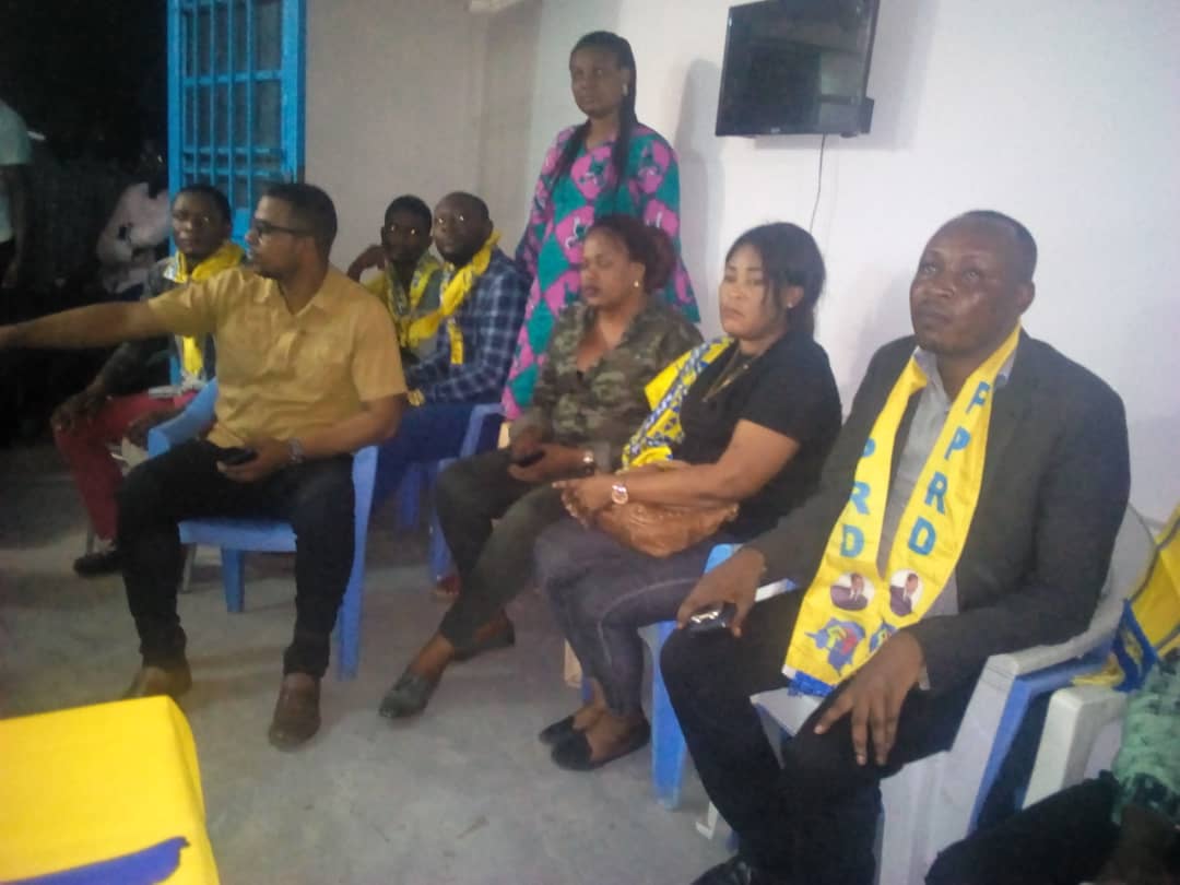 DesGombe's tweet photo. Le Proseca Champion Mopanga  a procédé avec satisfaction au contrôle physique des membres du comité communal du PPRD/Gombe dirigé de main de maître par le secrétaire exécutif Yves Mandika Monga . https://t.co/z48ftdHVCY