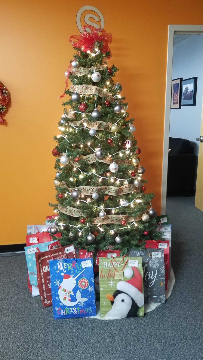 We are definitely in the Holiday spirit here at Site-Seeker!