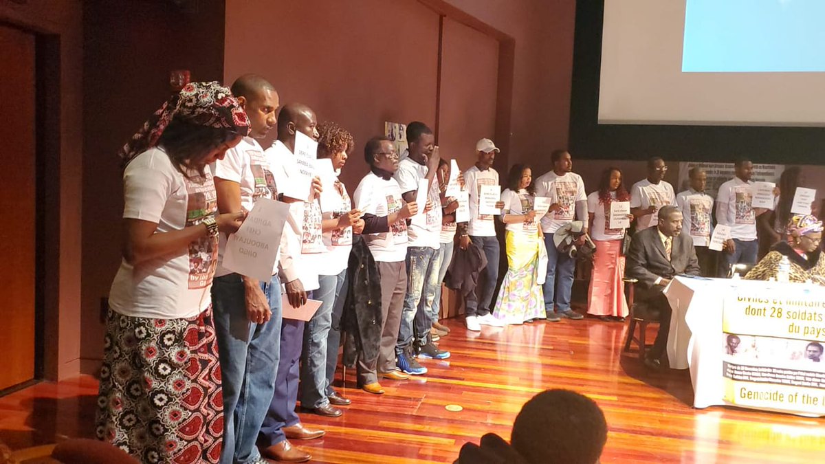 28 Mauritanians representing the 28 Black Soldiers killed on November 28th in 1990.
#Honoringourheroes