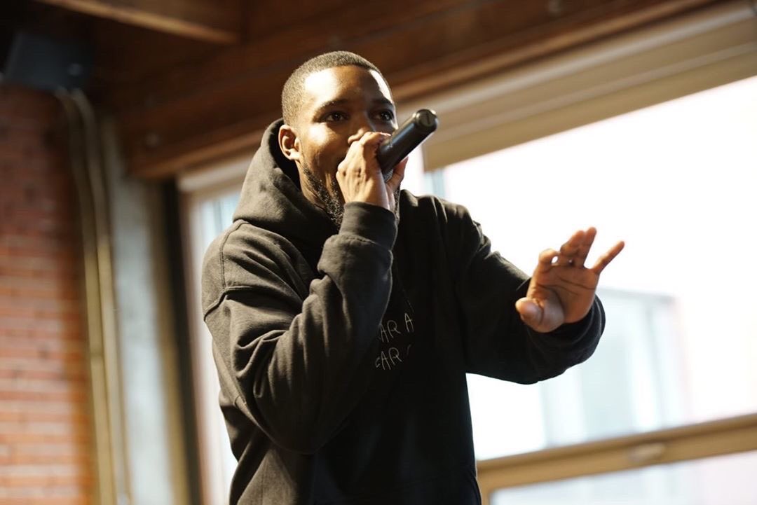 sdotguenin's tweet image. thank you @stingraymusic for having @CJFlemings in the office for #PausePlay