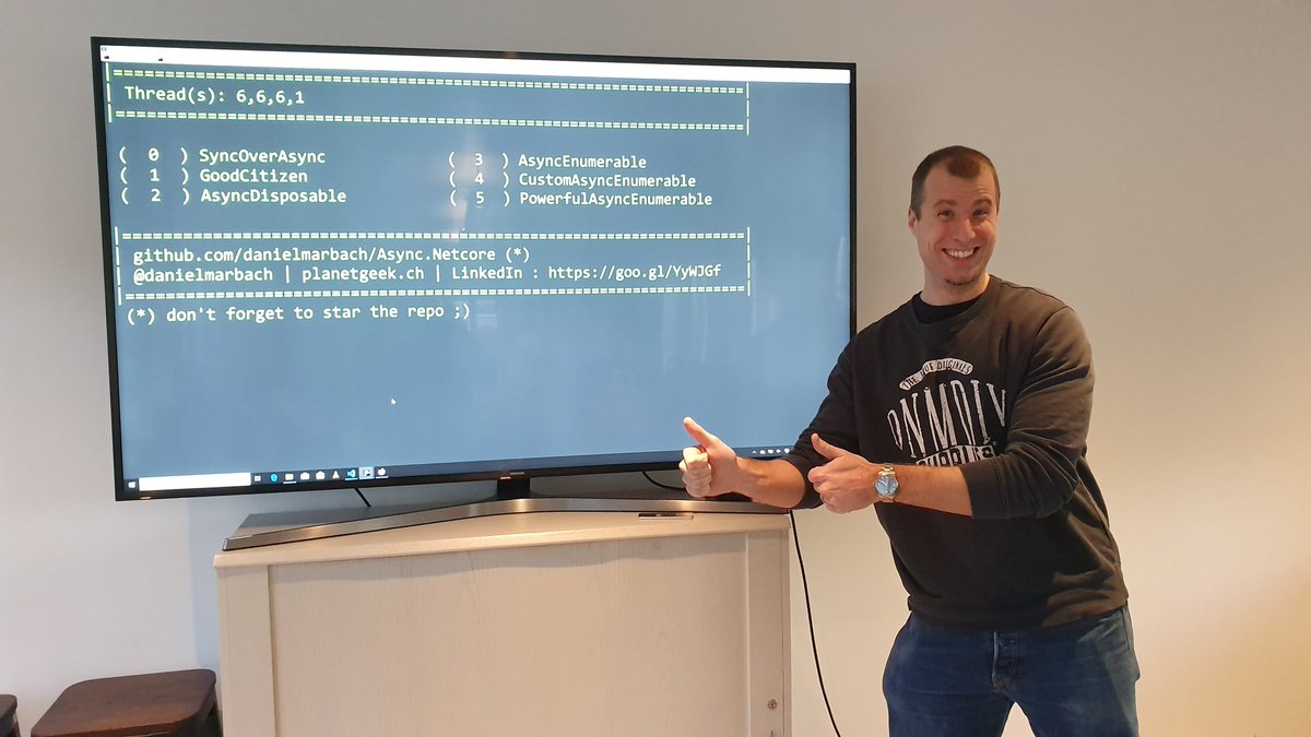 flashconzurich's tweet photo. And now, @danielmarbach is giving a talk on something, something async #flashcon https://t.co/z2oHuanzh1