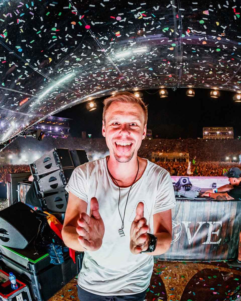 Happy New Year!! Wishing you lots of love, happiness, health and music for 2020!