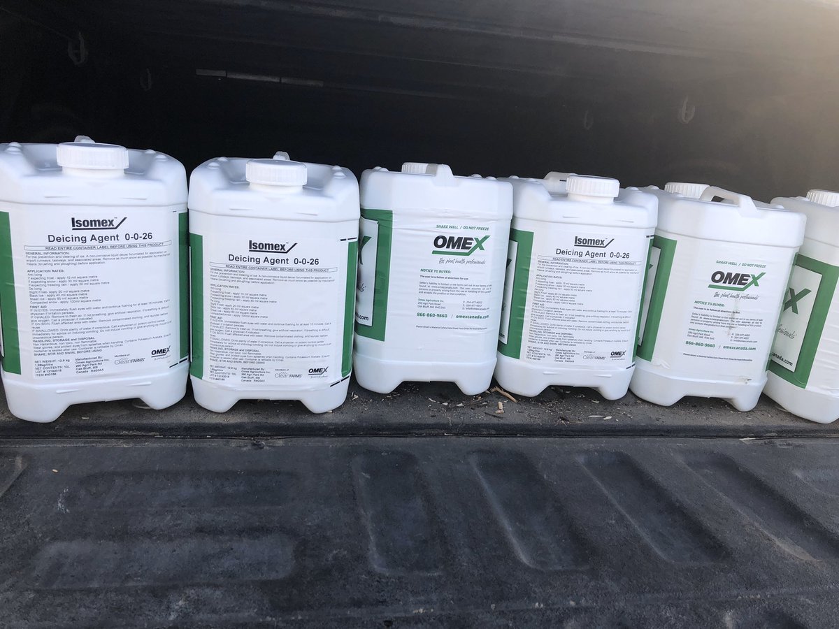 douggomex's tweet photo. #Omex #Isomex another 8 jugs going out. Isomex just caring on here. UK moves totes of this stuff. Hey Sask. Want to stop ice and not screw up your concrete? GET ISOMEX from Omex https://t.co/ZsI4Dd8o79