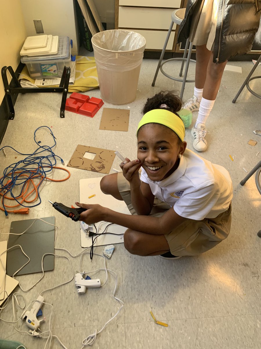 TheMsByrne's tweet photo. Things are getting #STEAM -y in #English6! The #AGSClassof2026 students are using #designthinking skills to solve problems influenced by their reading of a Long Walk to Water. #thisisAGS #AGSTurns20 @atlantagirlsschool https://t.co/TBgR76hzlL