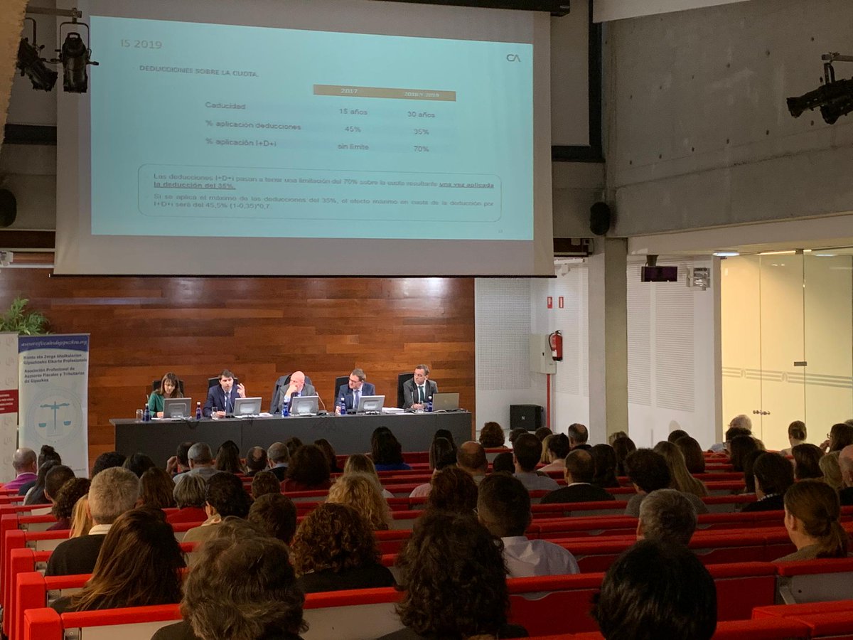 CIALT's tweet photo. Turno para nuestro compañero Patxi Garikano, que analiza el cierre del #Impuesto sobre #Sociedades.
#CierreFiscal2019 #CIALT #INNOTAX #fiscalidad #legal #derecho #mercantil #ciencia #cultura https://t.co/doJPmrDb90