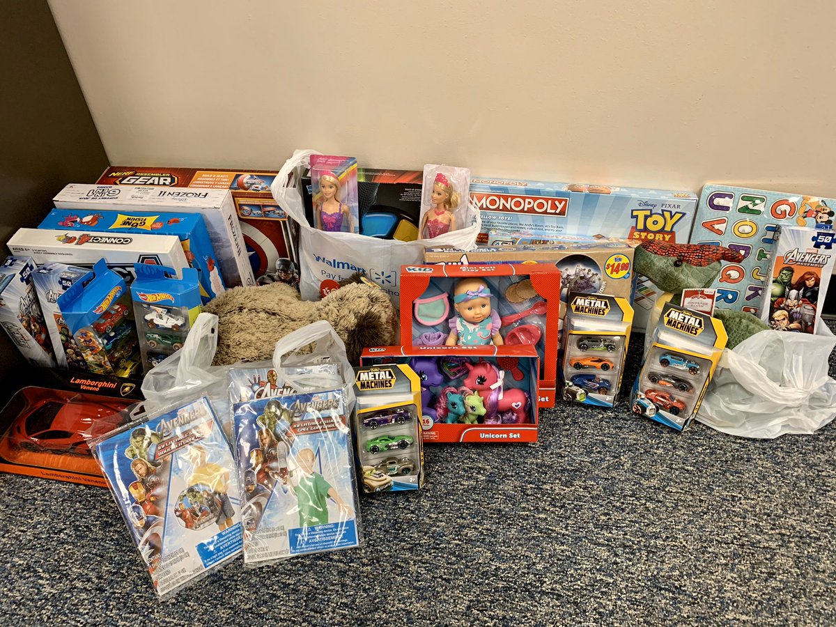 WvRangersSoccer's tweet photo. The Rangers boys soccer team collected toys this holiday season to be donated to @ToysForTots_USA #wvgivesback https://t.co/qBI9PjBWOr