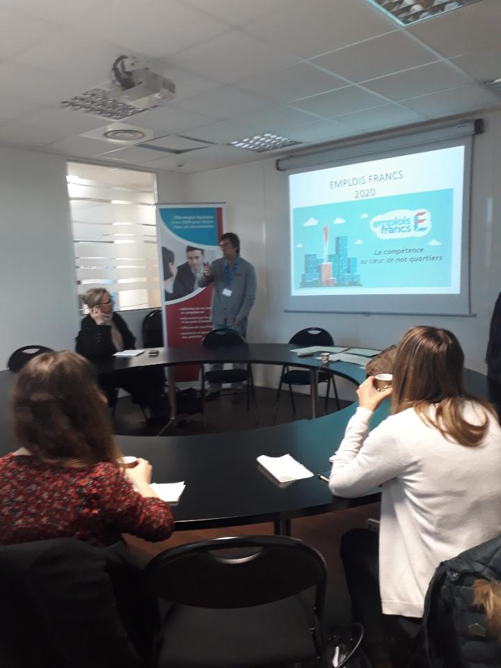 Mariepinheiro3's tweet photo. présentation des emplois francs aux employeurs du #poleemploi de #merignac. 8 Employeurs attentifs et interessés par ce dispositif https://t.co/w9o4EPO4GK
