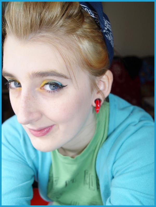 nonnis's tweet photo. @amyvalentinex Straight from my MySpace profile, which still exists...😅 https://t.co/7r9VBxURn7