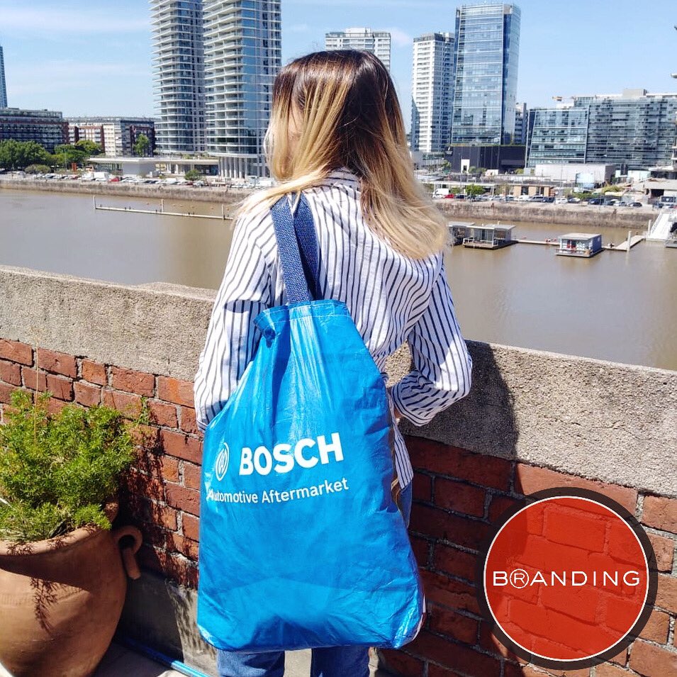 Branding_ARG's tweet photo. Hacé que tu marca sea amigable con el medio ambiente y de paso que tus clientes paseen tu logo por todas partes 🤗 Branding #merchandising #logo #bosch #regalospromocionales #promotionalproducts #promotion #promocionales #bolsasecologicas #ecobolsas #promoproducts https://t.co/CHfupEXLIc