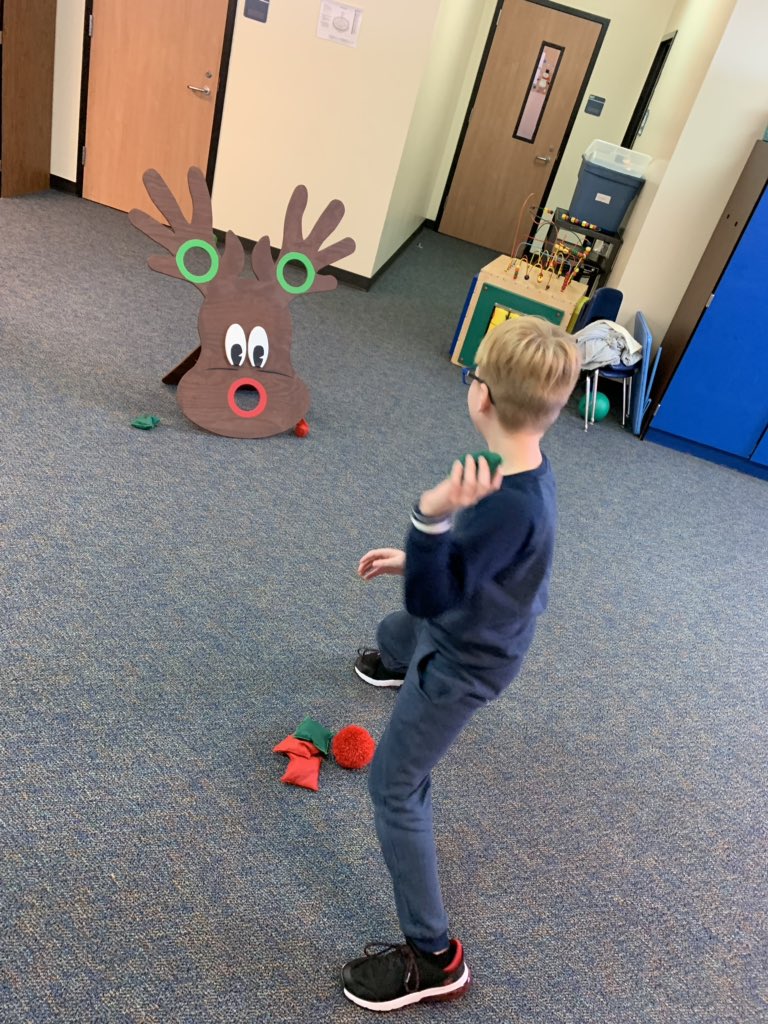 KimParsley_70's tweet photo. Adapted PE Reindeer Games!!! Soooo much fun! 
@KleinISD @KISD_Special_Ed @KleinHighAPE @nancyamesotr @SandySchiffer @BenferKISD @jenny_mcgown https://t.co/leECjbXAvM