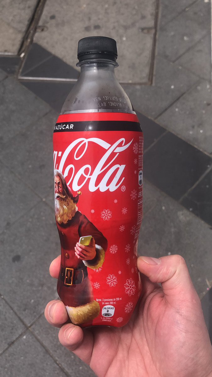 meishas's tweet photo. Qué onda @CocaColaForMeCL : cobertura plástica sobre envase plástico 🧐 https://t.co/2nL5ZmGteW