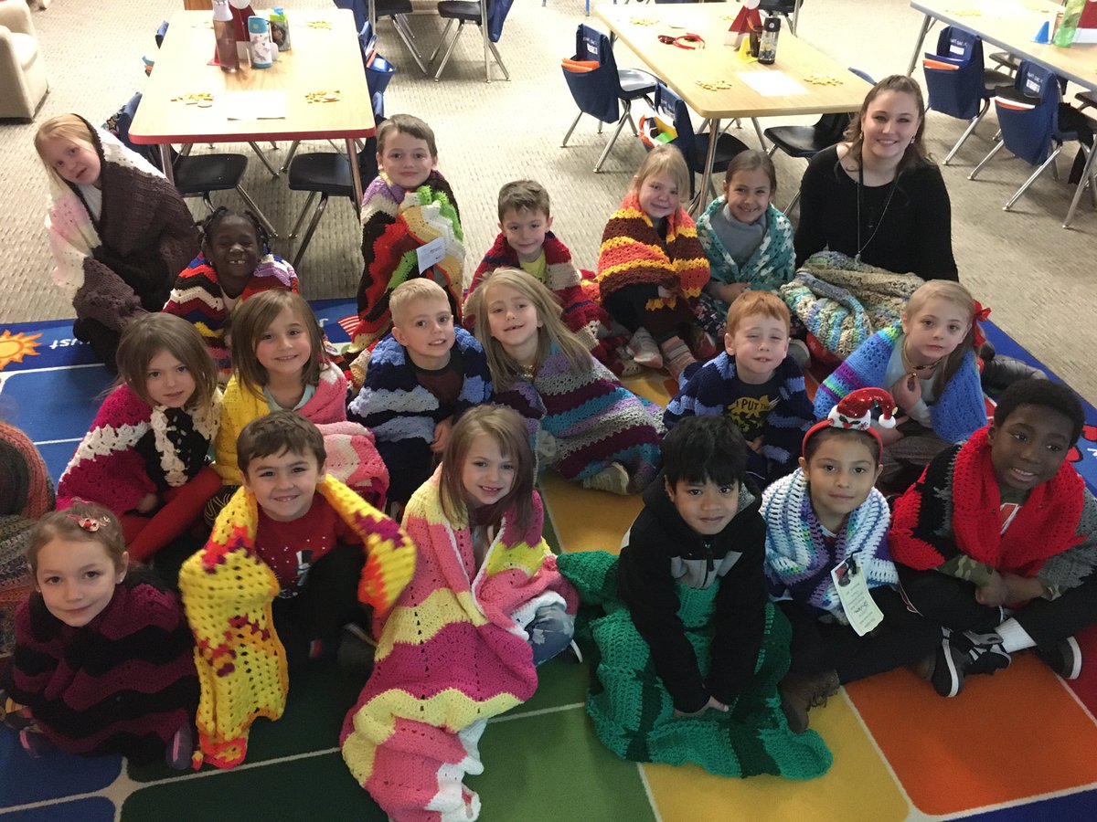 cklloyd87's tweet photo. Mrs. Wagner’s kindergarten class received beautiful gifts from some local friends. Each student received an afghan to take home for the holidays. Thanks for the 💕 Korvers for Kids Charity! #together #murphybulldogs #learnbps https://t.co/p31jOawHyH