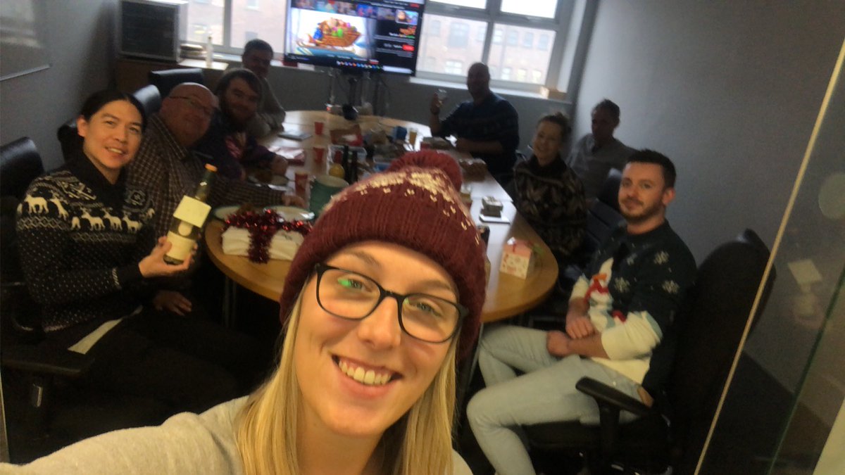 myknowledgemap's tweet photo. The MyKnowledgeMap team enjoyed their annual Christmas film day afternoon today!

#myknowledgemap #oneteam #family #teamspirit https://t.co/GqLGNbhS8R