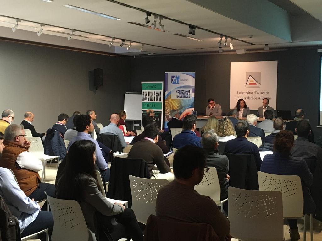 fundeun's tweet photo. El último evento del año nos ha llenado de energía. El camino hacia la #Industria 4.0 nos ha mostrado que la transición es posible. Hemos contado con @InstitutoINECA que nos ha enseñado los elementos clave para lograrlo. Y hemos puesto sobre la mesa experiencia de #blockchain https://t.co/exwxFmnfam
