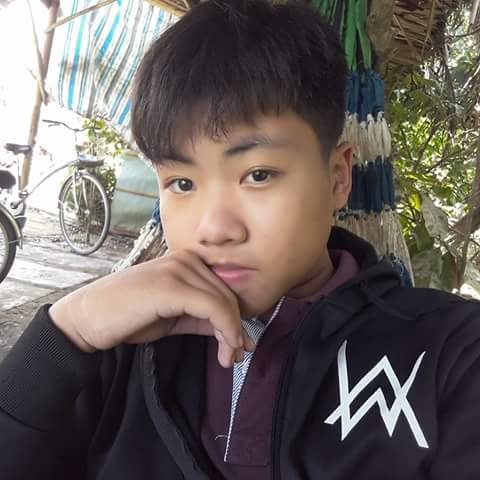 Typhan93304559's tweet photo. Tầm 4 5 dì về trước nhìn gì cũng tạm mà đúng ko mọi người😂 https://t.co/2m3YMDgOY4