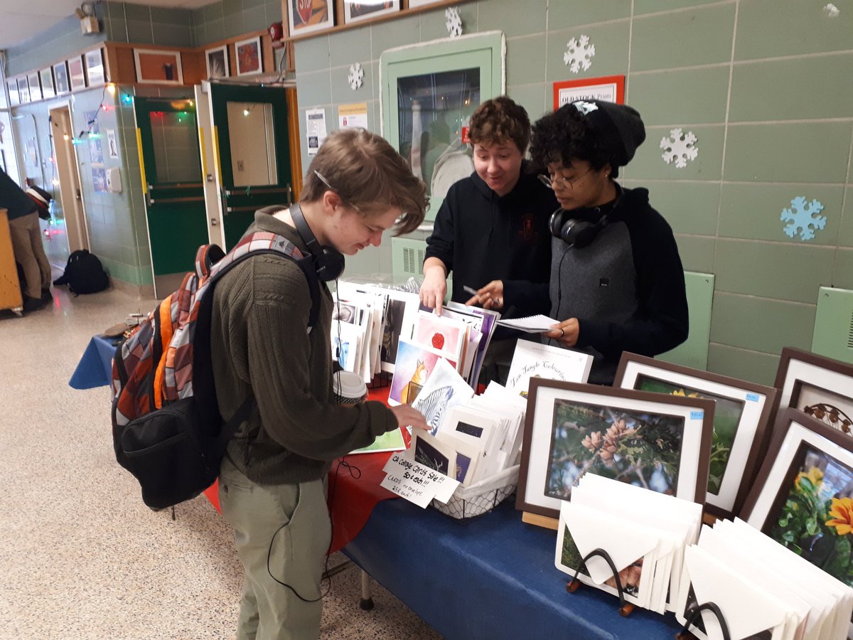 LCVI_LDSB's tweet photo. Leadership Bake Sale for @thesockproject and Art Sale from our #CreativeArts #FocusProgram
#WinterWonderWeek https://t.co/m3lBTBqf29