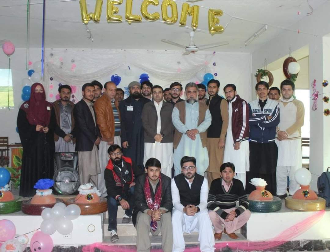 JamilAnwarAb's tweet photo. #UniversityofMalakand
The Department of Computer Science & IT,UOM organized a Welcome Party for the Newly Admitted Students of Department of CS & IT,UOM.The Faculty members Welcomed the New Students at UOM & wished them best of luck for the future endeavors.
#CSITUOM https://t.co/OP7fLRAyRA