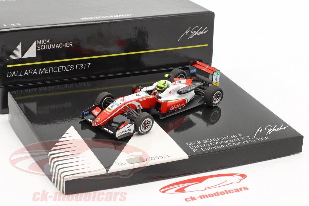 CkModelcars's tweet photo. #Schumacher #MickSchumacher @SchumacherMick #Dallara F317 #modelcars #modellautos #miniatures scale 1:43 lim 500 pcs #giftbox #Promobox #Prema #Theodore #Racing by #Minichamps visit https://t.co/rBaO1qat3z 🎅🎅🎅🎅🎅 https://t.co/AraT5Hbiju