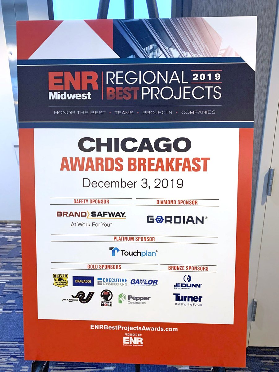 GordianCompany's tweet photo. Successful &amp; outstanding construction projects make us😀. Earlier this month, we sponsored ENR's Regional Best Projects awards breakfast in Chicago. Our Construction Manager, Erika, presented an award to a deserving team. Congratulations to all #ENRBP winners! https://t.co/EcDconpWNi