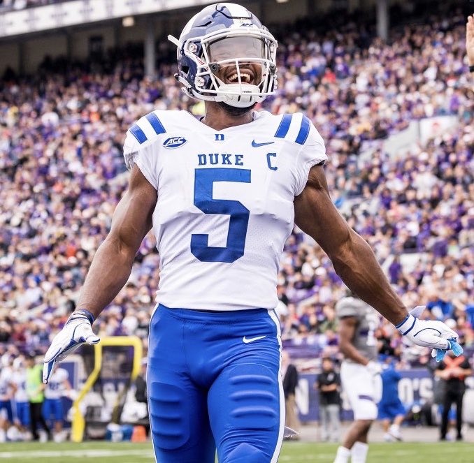 _mikkio3's tweet photo. #AGTG Blessed to receive a full ride scholarship to Duke University! #DukeGang🔥🔥 https://t.co/rGsChpfP13
