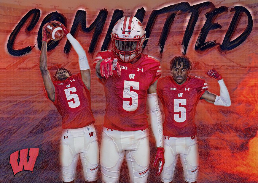 devinkchandler's tweet photo. 👀👀👀👀 #badgers https://t.co/g4j67VpqE9