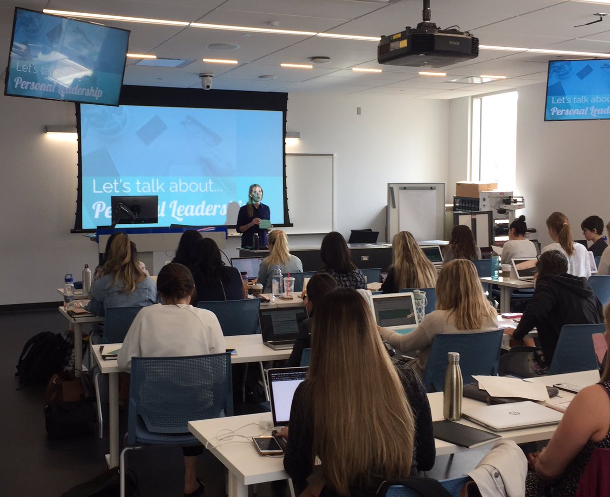 Another day, another presentation where I strive to dress like my Bitmoji 🤷🏼‍♀️😂 #Facilitation #CliftonStrengths Reflecting on a great semester of in-class #LeadershipDevelopment workshops with awesome students <a href="/RyersonU/">Ryerson University</a> 💭👩🏼‍💼