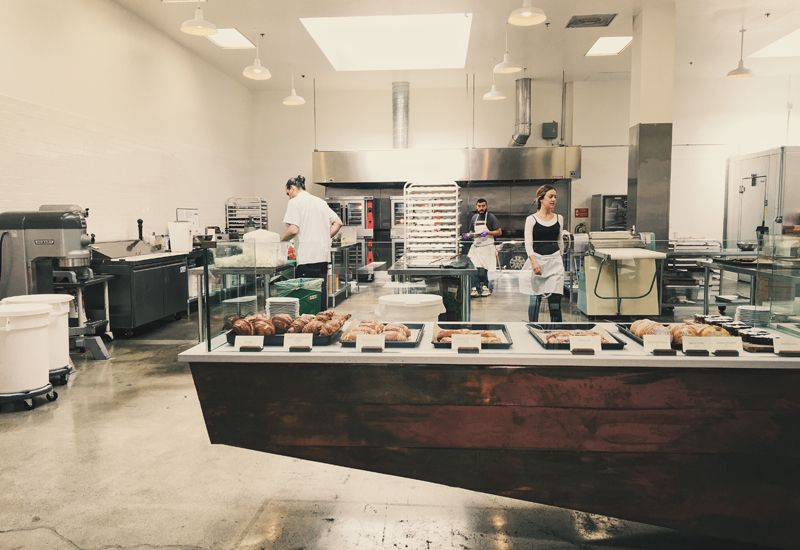 Gamble_FS's tweet photo. Bakery outlets have over the past year seen the strongest growth in on-premise business among major British quick-service restaurant channels. https://t.co/4pEWZavjnG https://t.co/gyXefpODIr