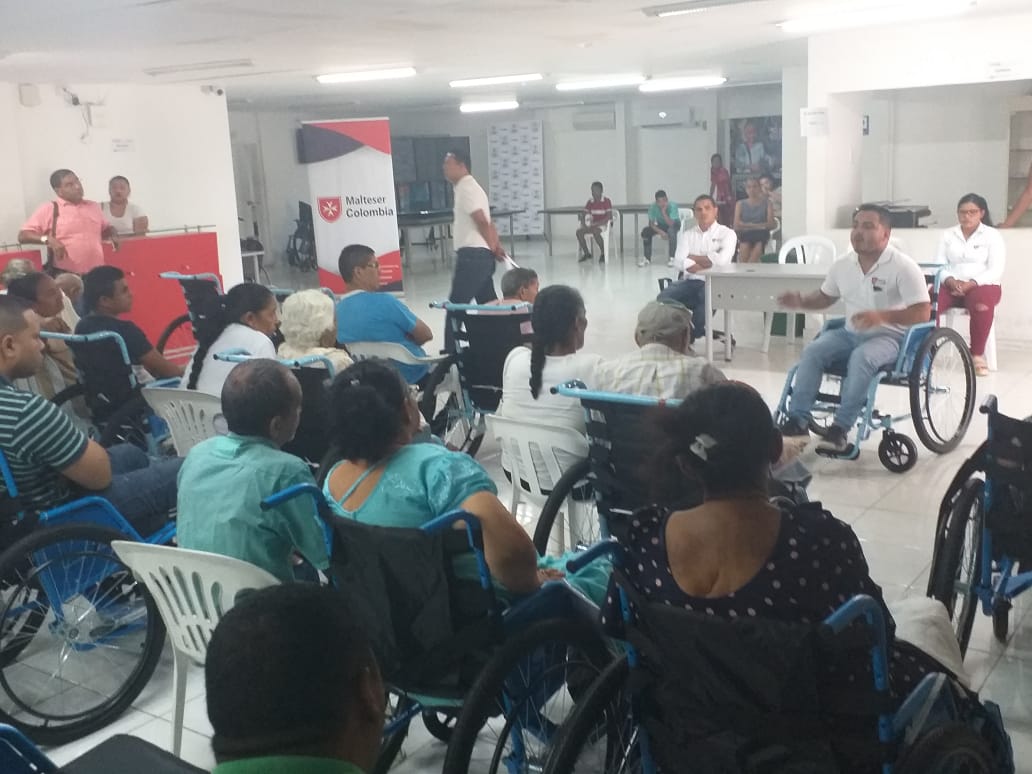 MalteserCol's tweet photo. Con el apoyo de @ordendemaltacolombia #MalteserColombia con la colaboración de  #YoGeredo hacen entrega hoy de 30 sillas de ruedas a personas previamente focalizadas pertenecientes a comunidades vulnerables. El don de la movilidad qué buen regalo de navidad!!!
@MalteserInt https://t.co/WWAvjFFrpy