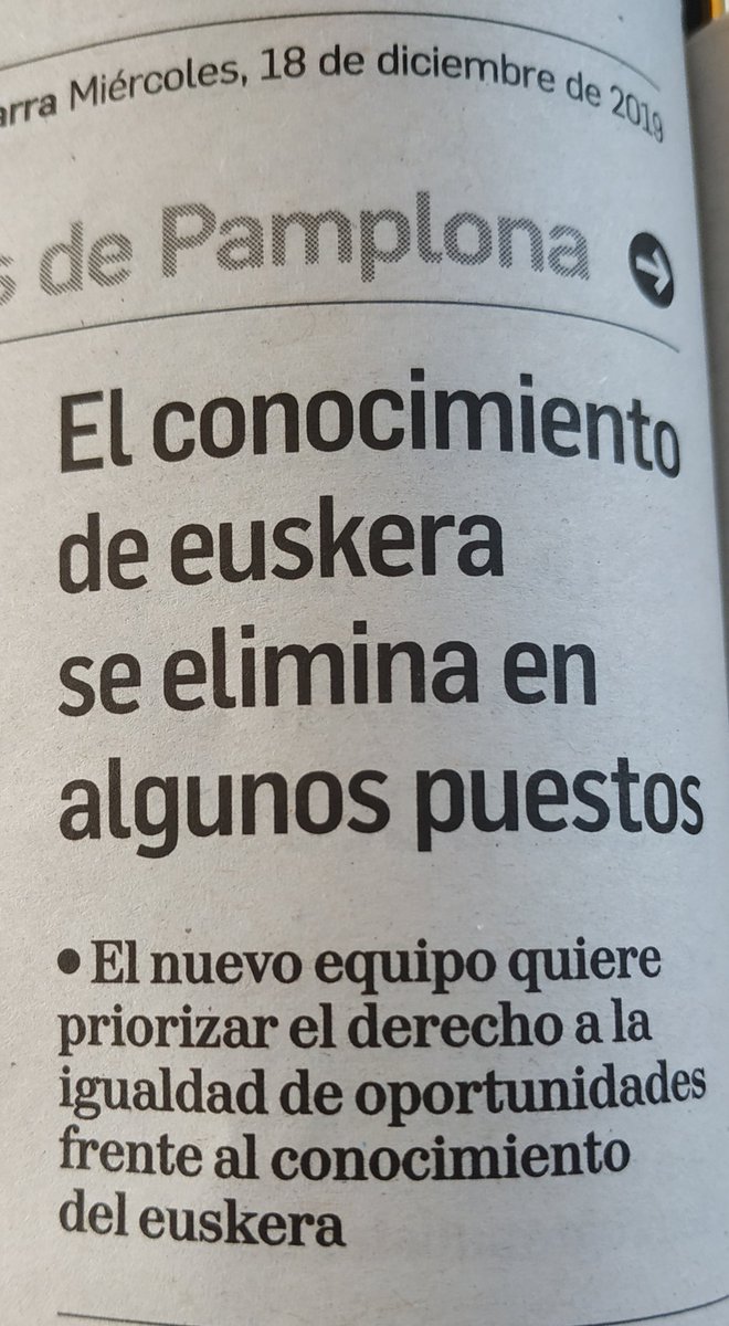 Según la doctrina de DIARIO DE NAVARRA valorar el conocimiento del euskara "ataca" los derechos de quien no lo sabe. ¿Estudiar francés o inglés discriminará a quien no lo quiere hacer? ¿y hacer cursos, formarse o hacer un máster? ¿es discriminar a quien no lo hace? 
#Euskarafobia