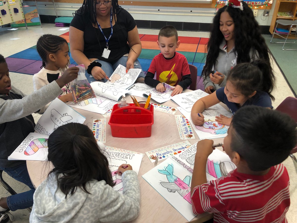art_nahs's tweet photo. One of our favorite days! National Art Honor Society coloring with kindergarteners at Whitehall Elementary. #nahs #nationalarthonorsociety https://t.co/hRYRRIQPd6