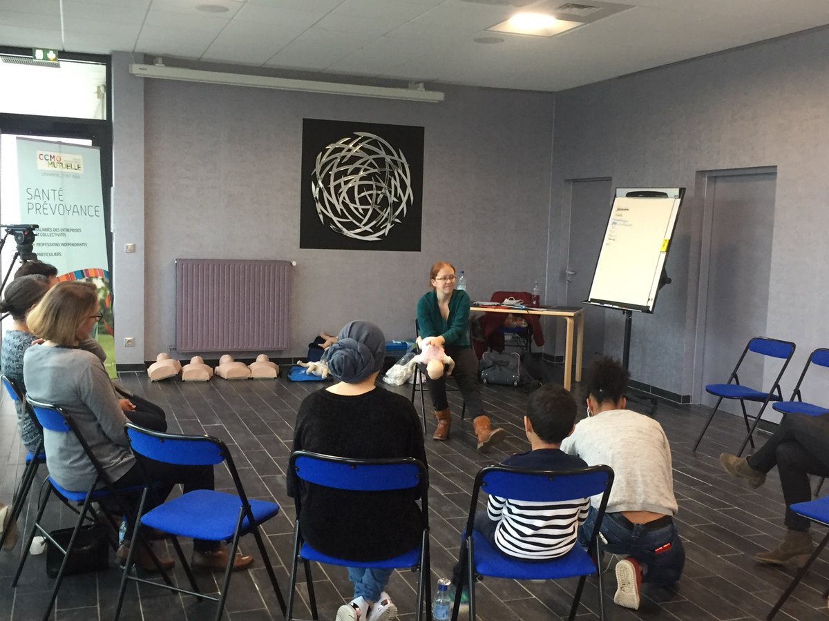 Aujourd'hui, <a href="/CCMOMutuelle/">CCMO Mutuelle</a> a formé 20 parents aux gestes de #Premierssecours sur les enfants et nourrissons.
Avec <a href="/CCMOMutuelle/">CCMO Mutuelle</a> et <a href="/CroixRouge/">Croix-Rouge fr</a> à #Beauvais. <a href="/F3Picardie/">France 3 Picardie</a> 
#prévention #ateliersboutchou