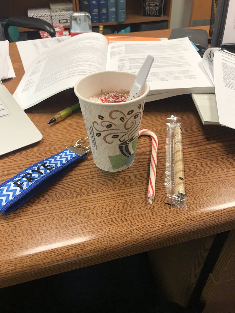 msjordanfrye's tweet photo. Best admin ever @HicksElementary Thanks @BevillMisty @TracyRehfuss https://t.co/IRTK8KTR3f